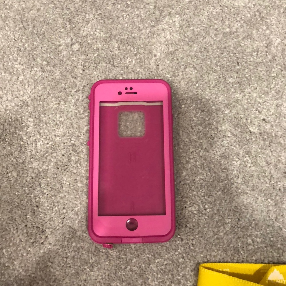 I phone 6s life proof case
